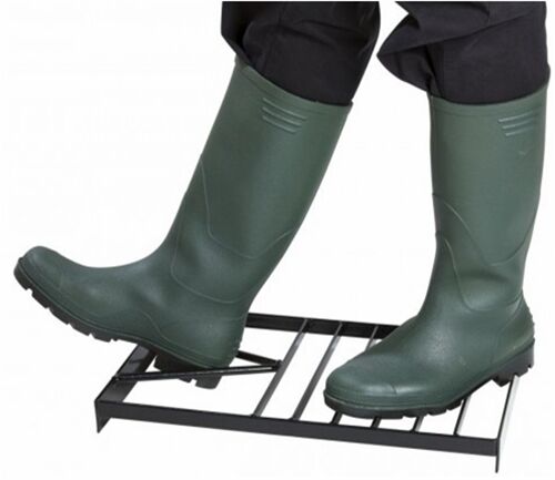 GARLAND Boot Scrapper with Boot Pull
