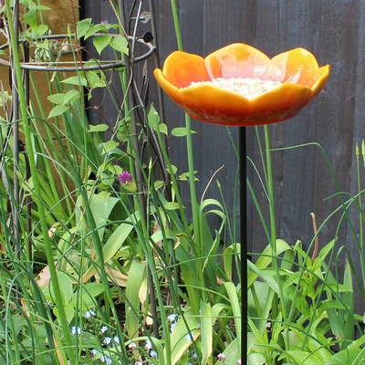 Ceramische voeder papaver