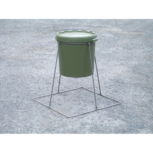 [MCL-501930LS] VOEDERTON + DEKSEL EN VOET IN METAAL 30 L