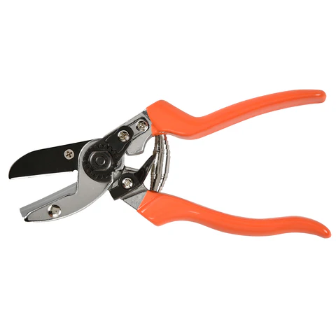 [12-007406] Outillage a tailer avec transmission de force